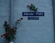 En la plaza Allende Auf dem Allende-Platz | Ausländerdeutsch von ojal.de