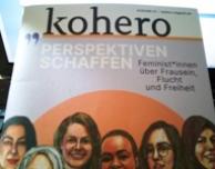 △ Leyendo en el sofá ▼ Auf dem Sofa lesen