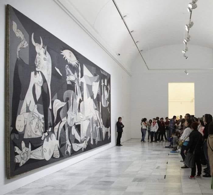 El Guernica hoy en el museo Reina Sofía. Madrid, Esp. 