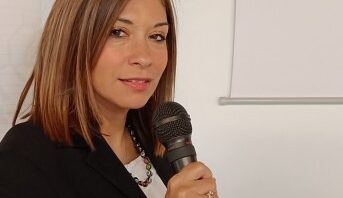 La poeta cubana residente en Italia Yuleisy Cruz Lezcano - Die in Italien lebende kubanische Dichterin Yuleisy Cruz Lezcano