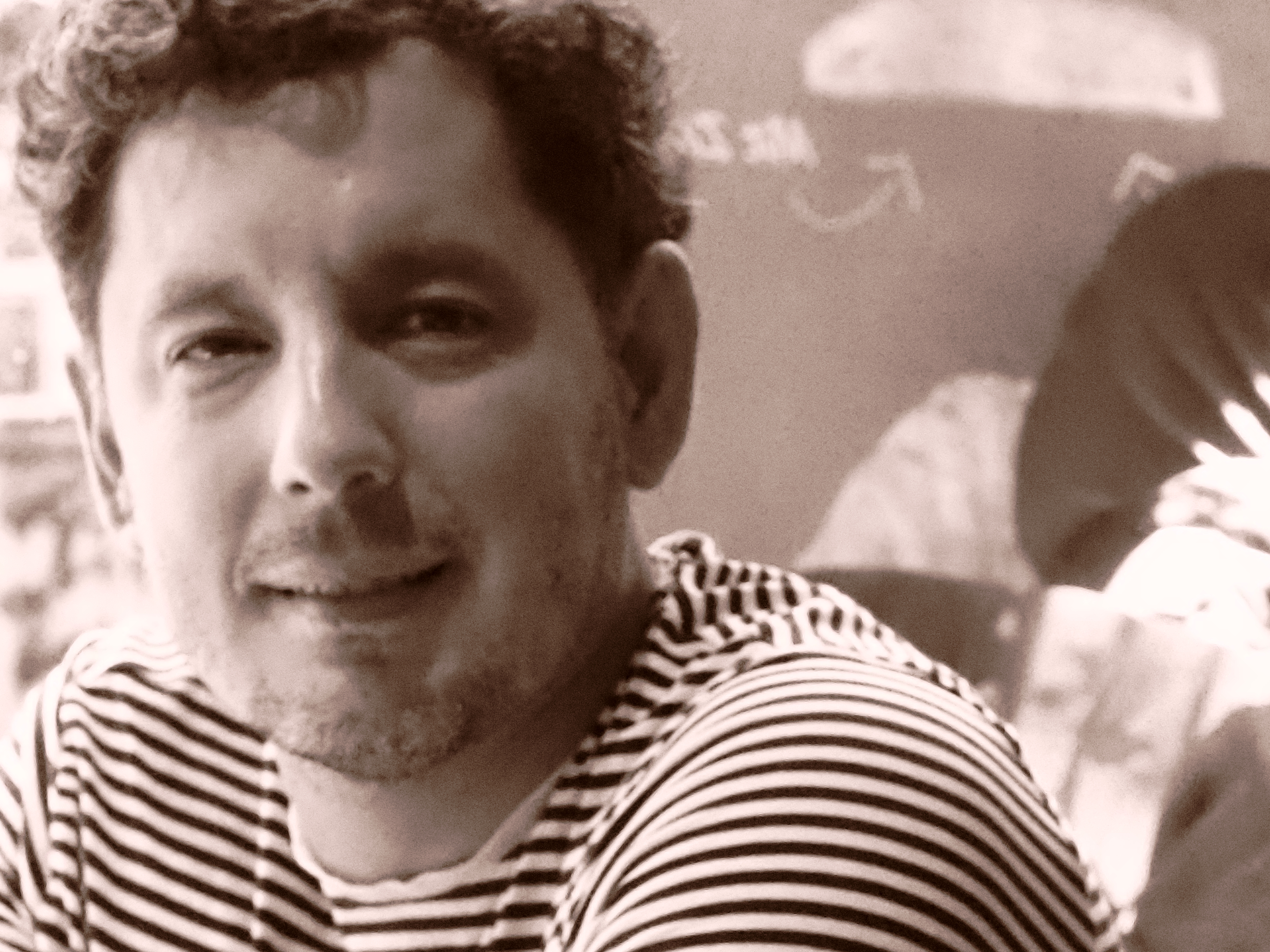 Jorge Paz Verástegui, Gitarrist des Lux Nova Duos und Mitbegründer von VeMGA.